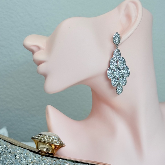 Anthropologie Jewelry - ⚜️ Elegant Silver Drop Earrings